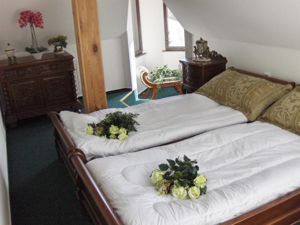 Romantic Chateau Krasna Lipa Quarto foto