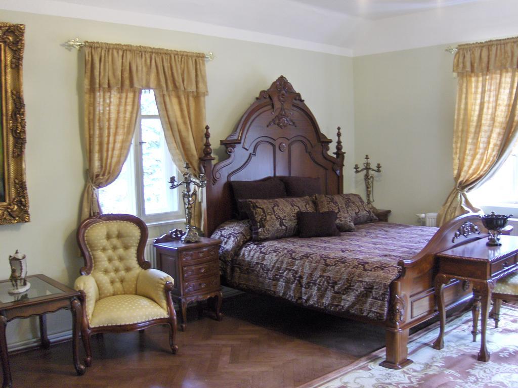 Romantic Chateau Krasna Lipa Quarto foto