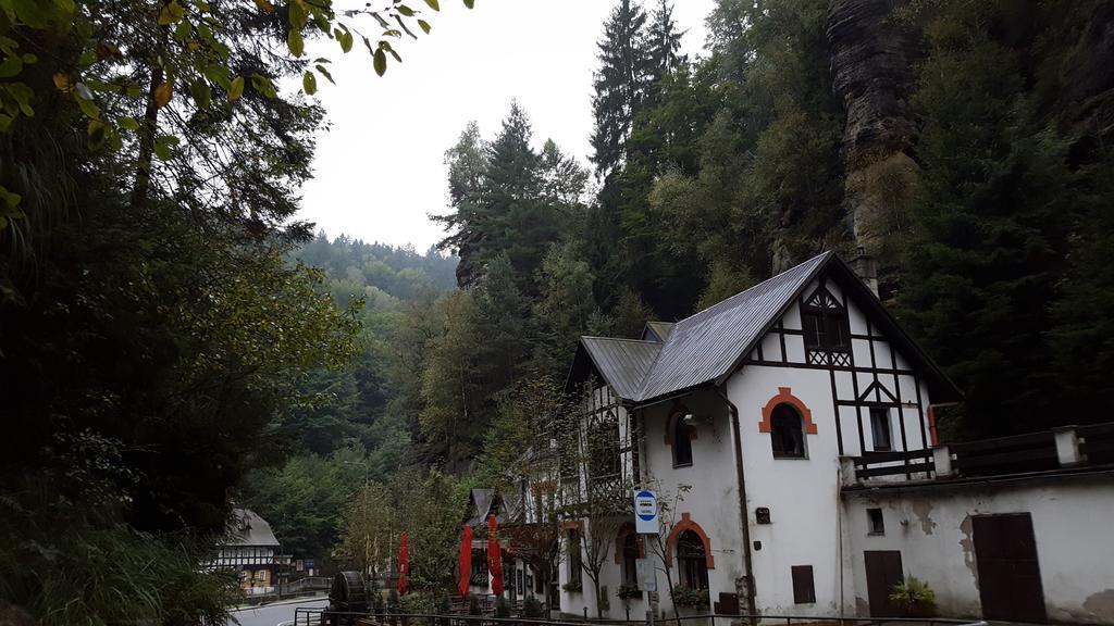 Romantic Chateau Krasna Lipa Exterior foto